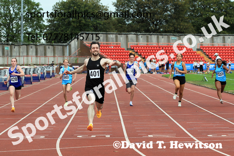 100 metres, Gateshead Tartan Games.  Photo: David T. Hewitson/Sports for All Pics